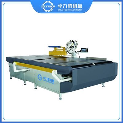 เครื่องขอบเทปที่นอน 2300 รอบต่อนาทีพลิกอัตโนมัติสำหรับผ้านวม